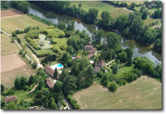 hotel la source bleue vue avion festival Prayssac